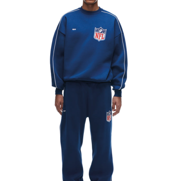 6PM Season SHIELD LOGO CREWNECK BLUE